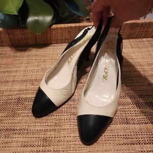 Rayne made in England leather shoes size 6.5